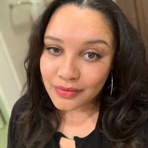 Meet your Posher, Tiff